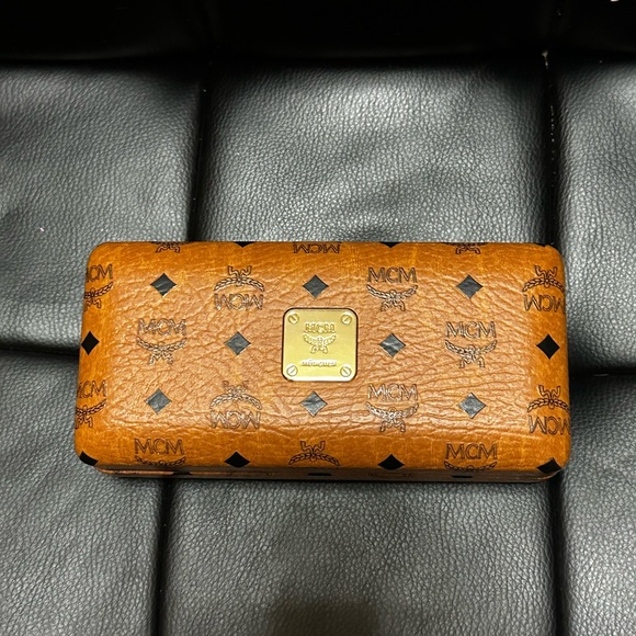 Brand New! MCM Women’s Cat Eye Brown Mirrored  Sunglasses - Picture 1 of 5